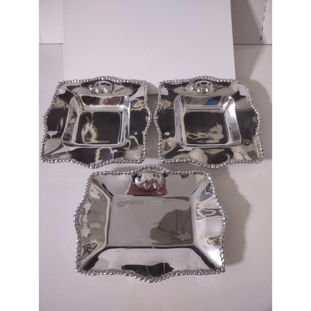 3 Beatriz Ball Elephant Motif No Polish Silver Tone Metalware Trays